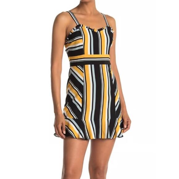Parker striped dress‎ ruffle neckline size medium NWT - Picture 1 of 4